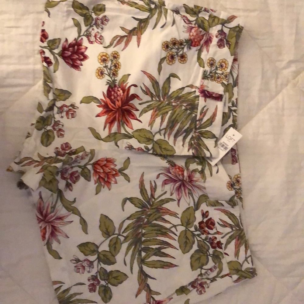 Loft floral shorts